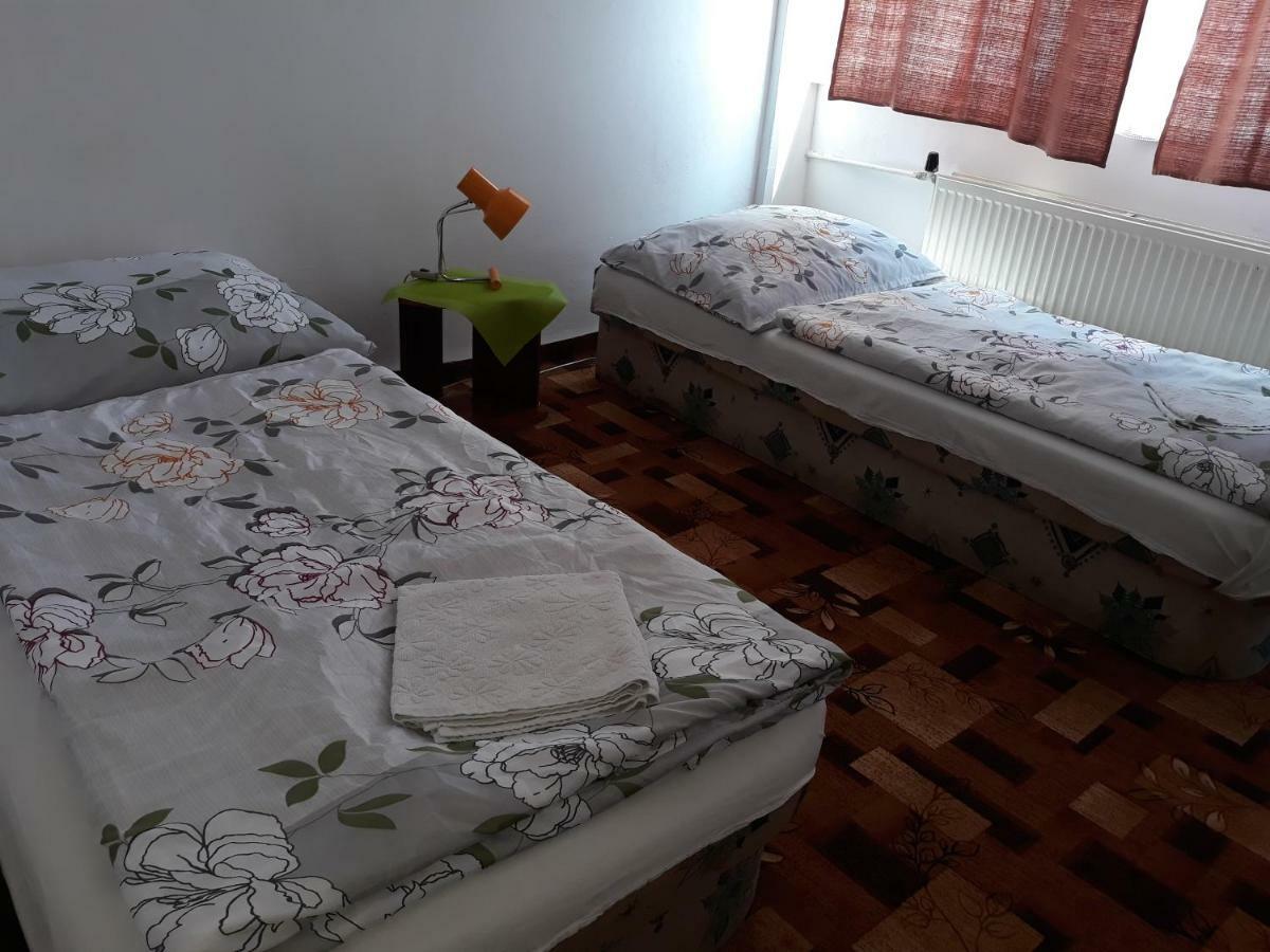 Penzion Saris Πρέσοβ Εξωτερικό φωτογραφία